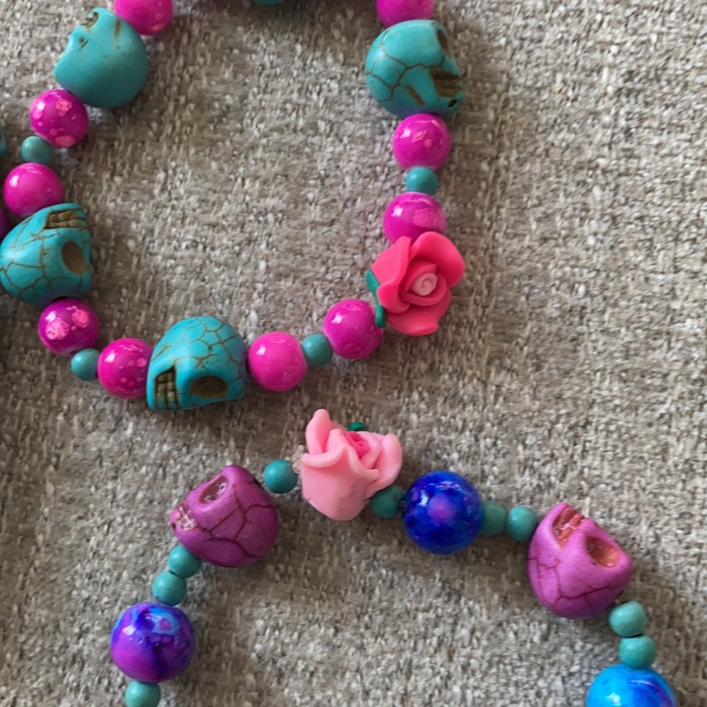 3 Sugar skull elastic band bracelets - Picture 3 of 3